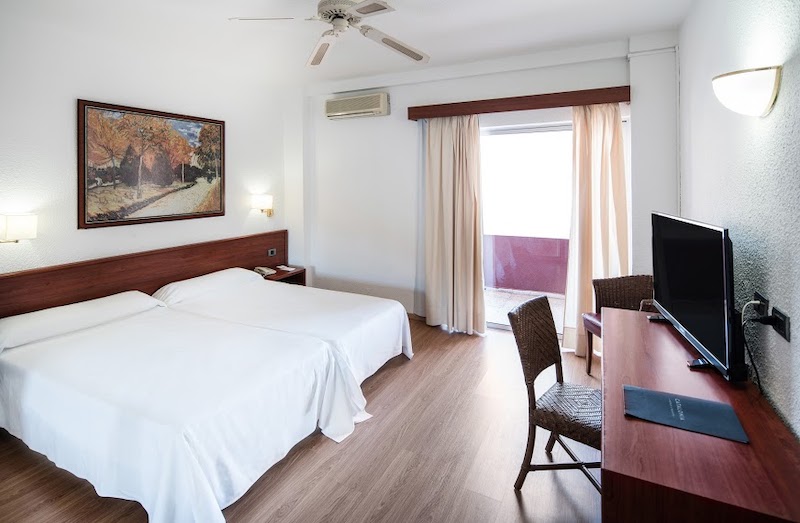 habitacion doble catalonia punta del rey 02