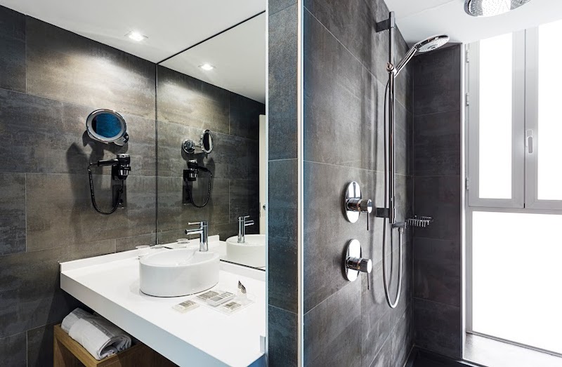 habitacion familiar catalonia giralda 05