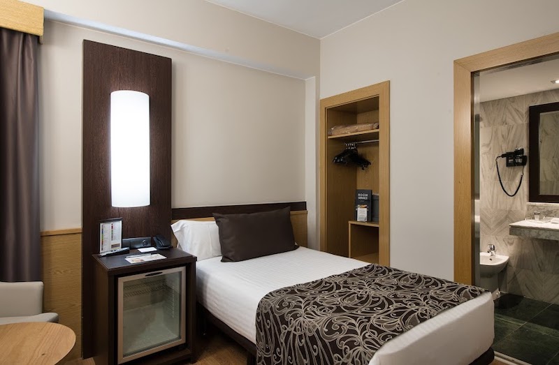 habitacion individual catalonia atenas 03