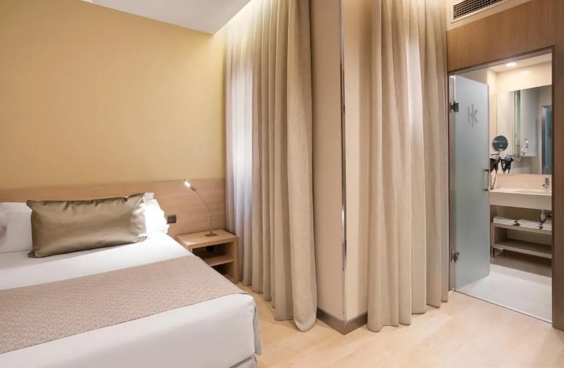 habitacion individual catalonia atocha 04