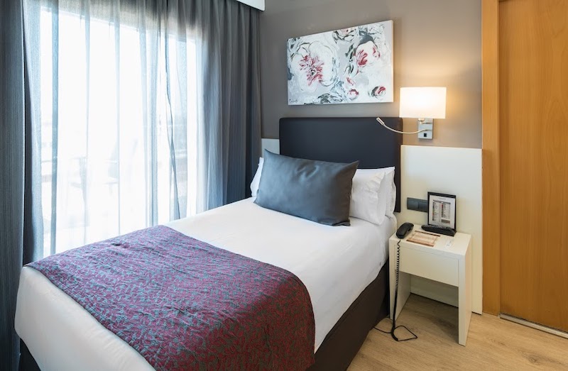 habitacion individual catalonia castellnou 04