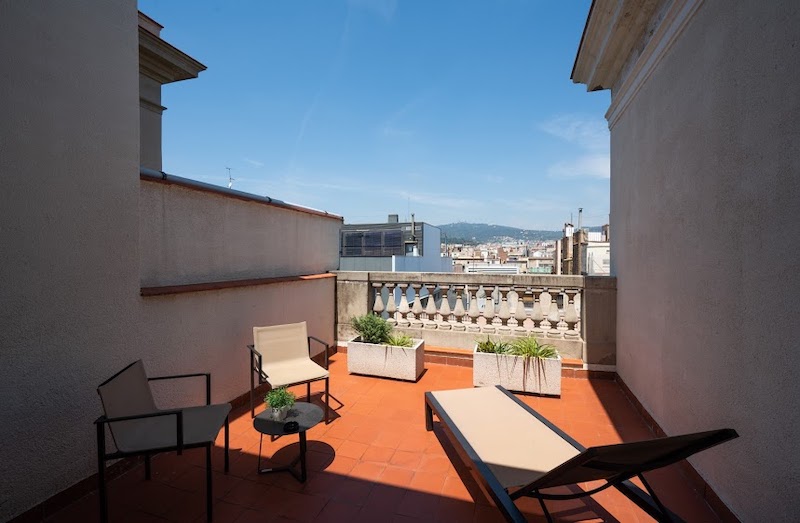 habitacion junior suite catalonia la pedrera 04