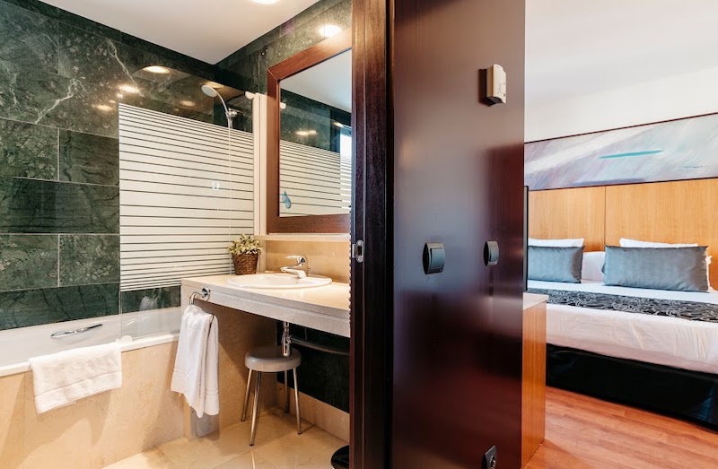 habitacion premium terrace catalonia brussels 05