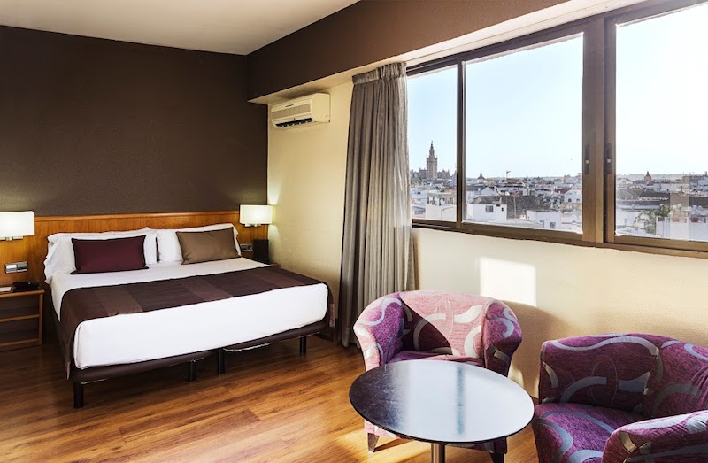 habitacion superior catalonia giralda 01