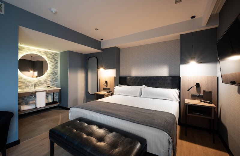 habitacion terrace catalonia atenas 02