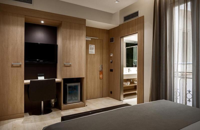 habitacion triple catalonia atocha 06