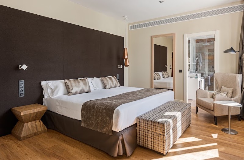 habitacion vista gran via catalonia gran via 01